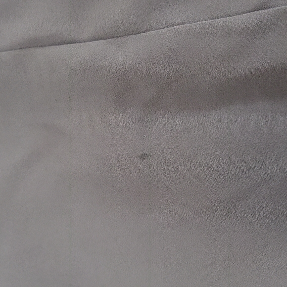 Green flowy blouse - Picture 2 of 4